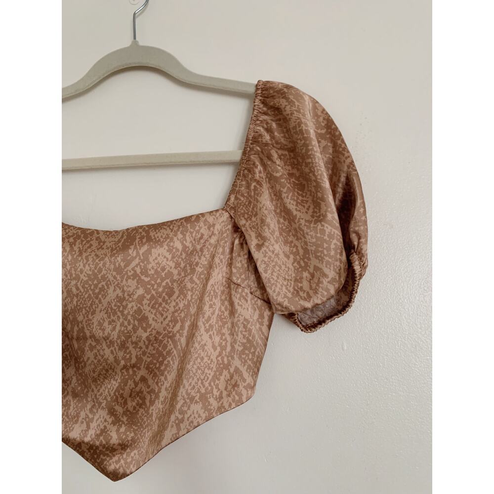 Gold Forever 21 Animal Print Puff Sleeve Bandana Top S - Picture 2 of 4